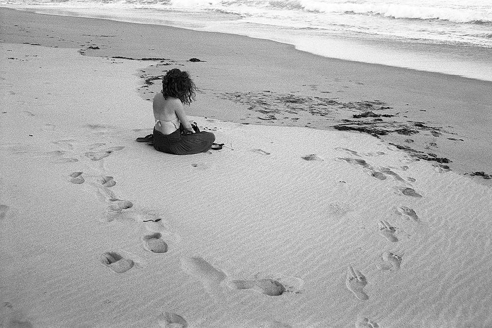 « Jihuay » is a project about an initiatic journey in South America, during this trip an encounter led me to some crucial reflections for my personal development. It was through my camera that I could document the tensions I was driven by during this experience.